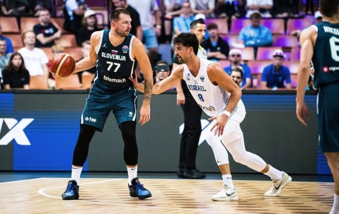 南宫体育- 东契奇12次助攻激活全员 掘金选错毒药累垮约老师 