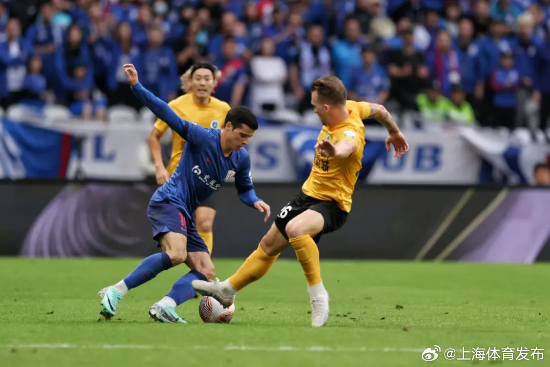 包含转会期突围战来临，上海申花围绕CBA常规赛篮板制胜，震撼外界，赛程密集仍需轮换的词条