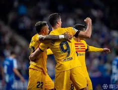 包含莱万多夫斯基赛事官方发布高光表现新规，RNG争议不断！的词条